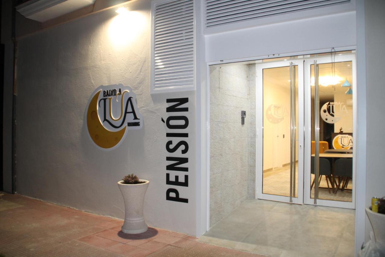 Baixo A Lua Rooming Sarria Exterior photo