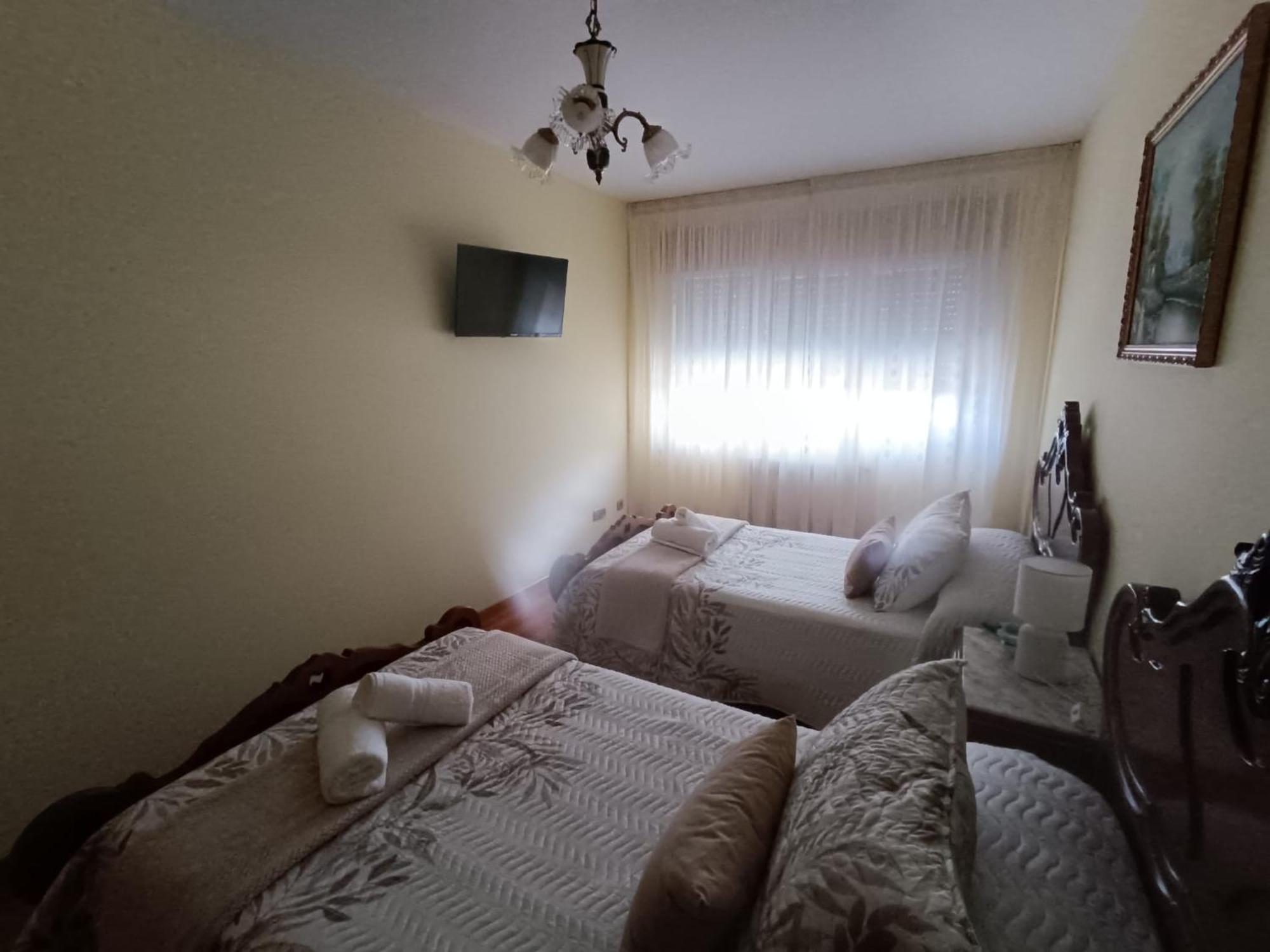 Baixo A Lua Rooming Sarria Exterior photo