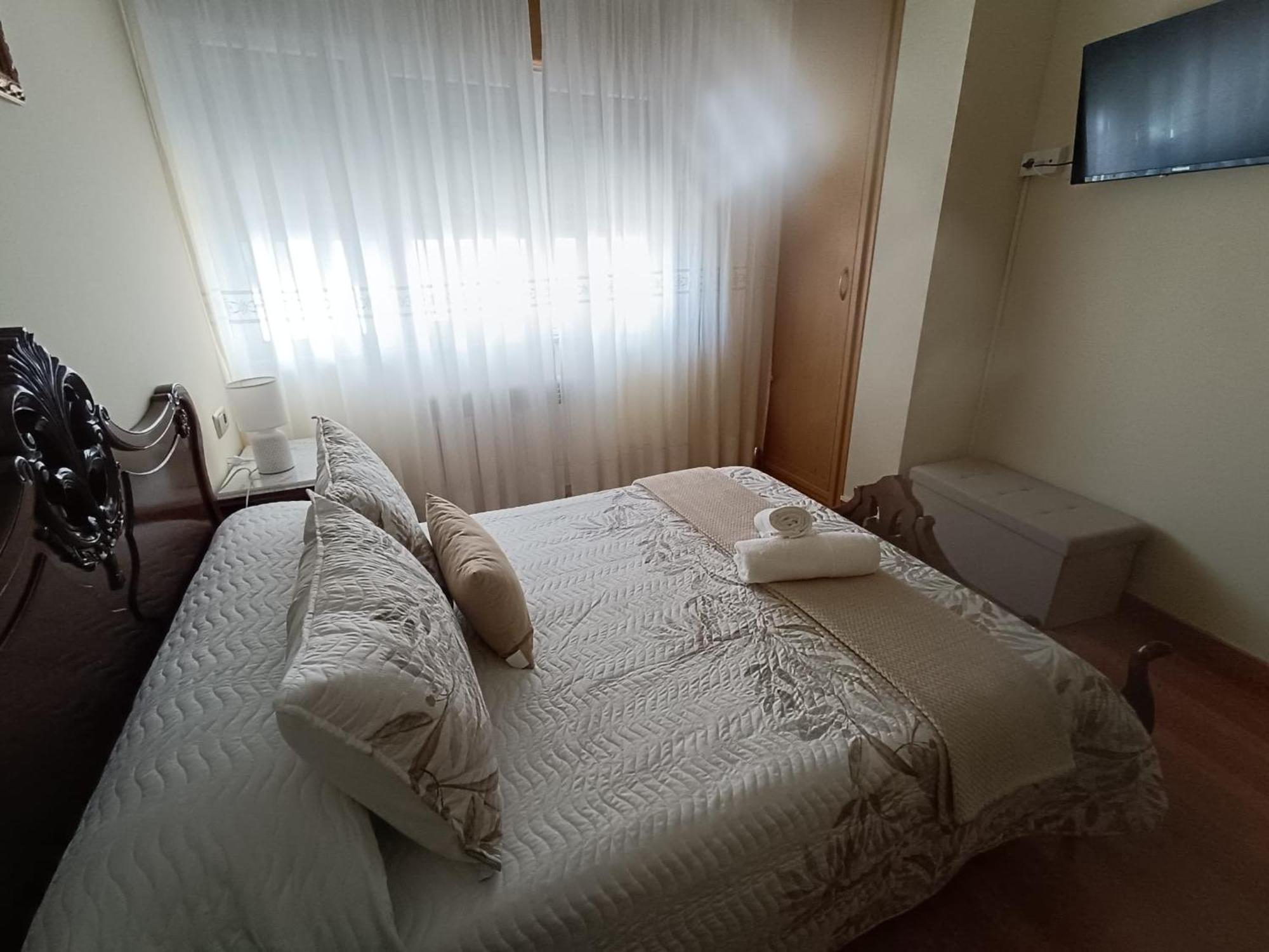 Baixo A Lua Rooming Sarria Exterior photo